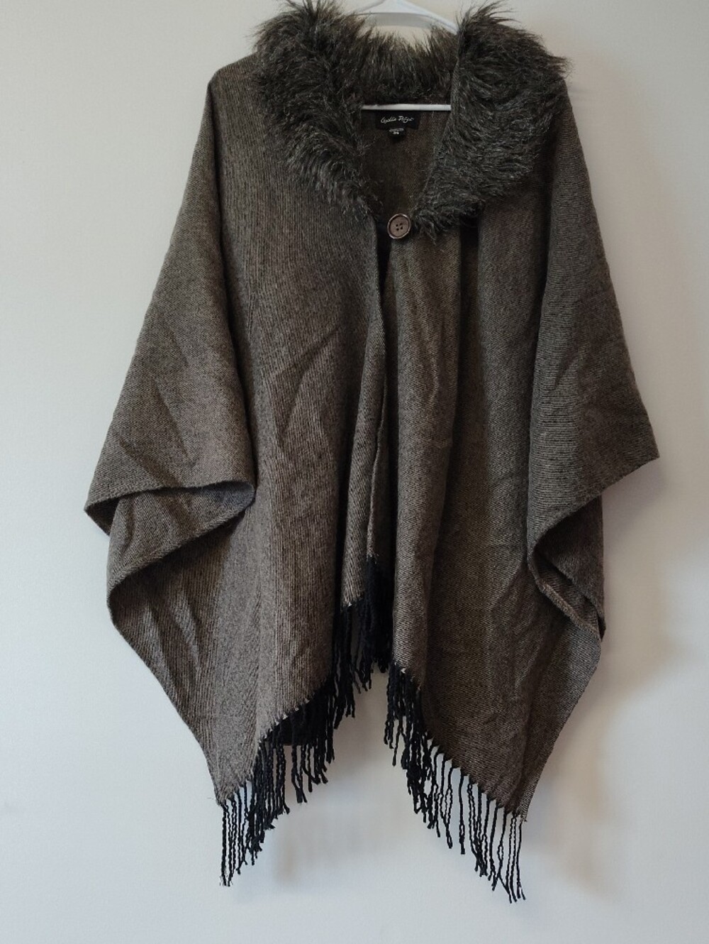 Charlie Paige Brown Fringe Cape with Faux Fur Collar Lightweight One Size